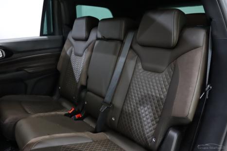 JEEP Commander 2.0 16V 4P TD380 OVERLAND 4X4 TURBO DIESEL AUTOM�TICO AT9, Foto 8