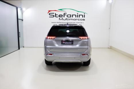 JEEP Commander 2.0 16V 4P TD380 OVERLAND 4X4 TURBO DIESEL AUTOM�TICO AT9, Foto 14