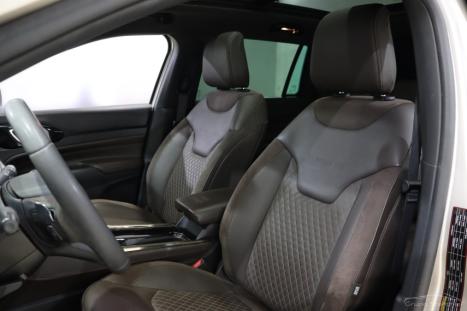 JEEP Commander 2.0 16V 4P TD380 OVERLAND 4X4 TURBO DIESEL AUTOM�TICO AT9, Foto 7