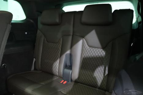 JEEP Commander 2.0 16V 4P TD380 OVERLAND 4X4 TURBO DIESEL AUTOM�TICO AT9, Foto 9