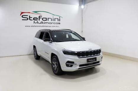 JEEP Commander 2.0 16V 4P TD380 OVERLAND 4X4 TURBO DIESEL AUTOMÁTICO AT9, Foto 3
