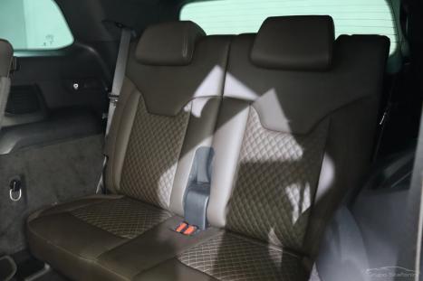 JEEP Commander 2.0 16V 4P TD380 OVERLAND 4X4 TURBO DIESEL AUTOMÁTICO AT9, Foto 9