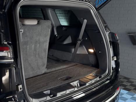 JEEP Commander 2.0 16V 4P TD380 OVERLAND 4X4 TURBO DIESEL AUTOMÁTICO AT9, Foto 11