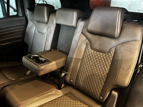 JEEP Commander 2.0 16V 4P TD380 OVERLAND 4X4 TURBO DIESEL AUTOMÁTICO AT9, Foto 12
