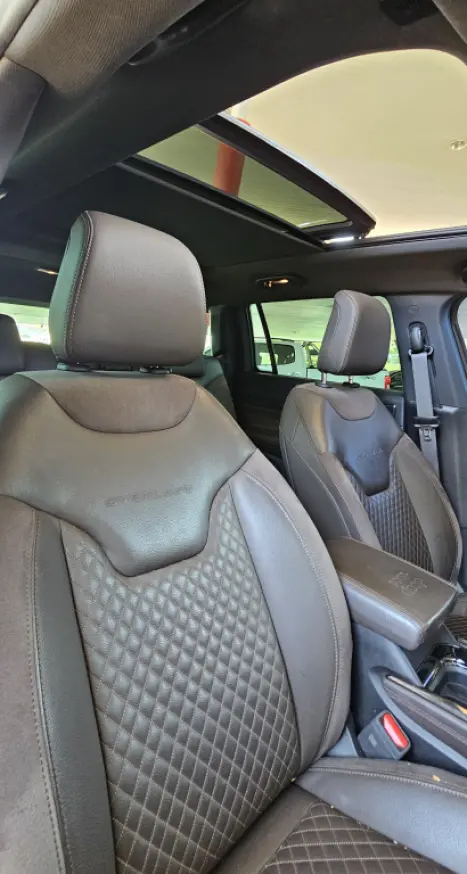 JEEP Commander 2.0 16V 4P TD380 OVERLAND 4X4 TURBO DIESEL AUTOMÁTICO AT9, Foto 12