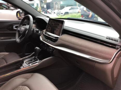 JEEP Commander 2.2 TURBO DIESEL OVERLAND 4X4 AUTOM�TICO AT9, Foto 11