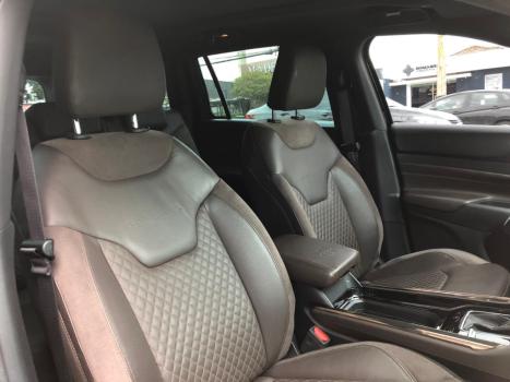 JEEP Commander 2.2 TURBO DIESEL OVERLAND 4X4 AUTOM�TICO AT9, Foto 12