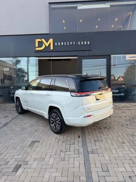 JEEP Commander 2.2 TURBO DIESEL OVERLAND 4X4 AUTOMÁTICO AT9, Foto 4
