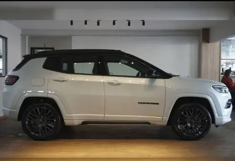 JEEP Compass 1.3 16V 4P FLEX S T270 TURBO AUTOMÁTICO, Foto 2 JEEP Compass 1.3 16V 4P FLEX S T270 TURBO AUTOMÁTICO, Foto 2