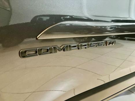 JEEP Compass 1.3 16V 4P FLEX LONGITUDE 80 ANOS T270 TURBO AUTOMÁTICO, Foto 22