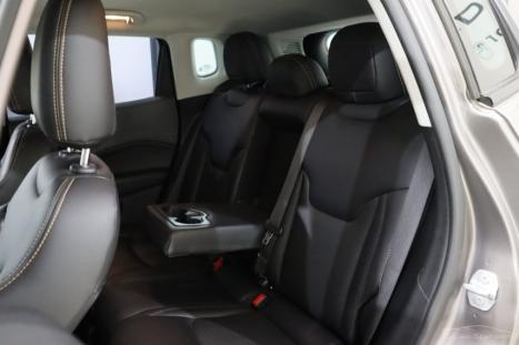 JEEP Compass 2.0 16V 4P SPORT FLEX AUTOMÁTICO, Foto 8 JEEP Compass 2.0 16V 4P SPORT FLEX AUTOMÁTICO, Foto 8