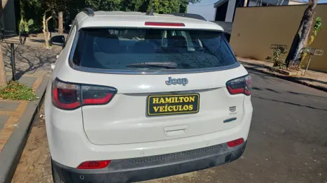 JEEP Compass 2.0 16V 4P LONGITUDE FLEX AUTOMÁTICO, Foto 10 JEEP Compass 2.0 16V 4P LONGITUDE FLEX AUTOMÁTICO, Foto 10