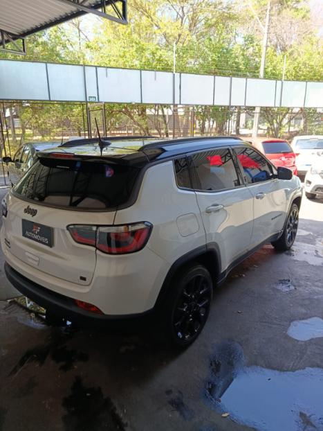 JEEP Compass 2.0 16V 4P S TURBO DIESEL 4X4 AUTOMÁTICO, Foto 4 JEEP Compass 2.0 16V 4P S TURBO DIESEL 4X4 AUTOMÁTICO, Foto 4