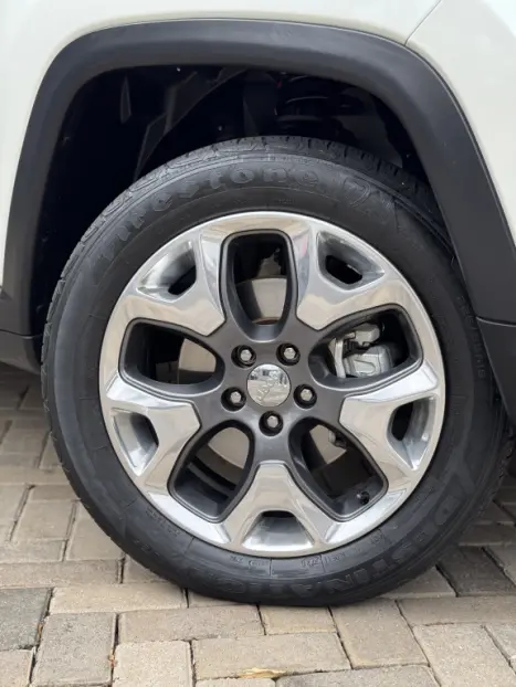 JEEP Compass 2.0 16V 4P LONGITUDE TURBO DIESEL 4X4 AUTOMÁTICO, Foto 6 JEEP Compass 2.0 16V 4P LONGITUDE TURBO DIESEL 4X4 AUTOMÁTICO, Foto 6