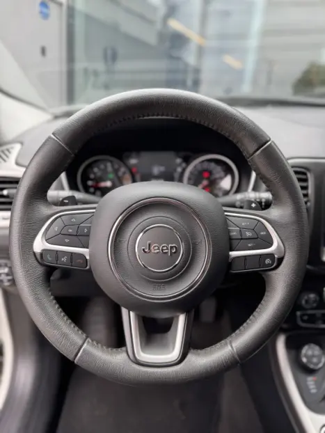 JEEP Compass 2.0 16V 4P LONGITUDE TURBO DIESEL 4X4 AUTOMÁTICO, Foto 10 JEEP Compass 2.0 16V 4P LONGITUDE TURBO DIESEL 4X4 AUTOMÁTICO, Foto 10