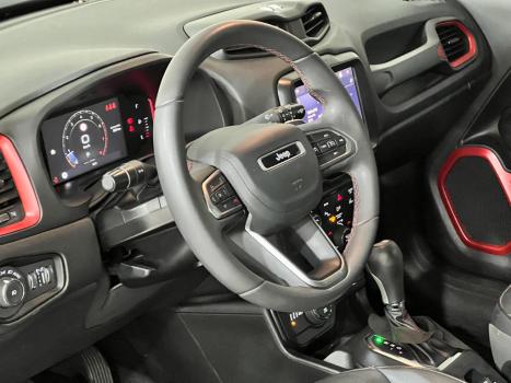 JEEP Renegade 1.3 16V 4P FLEX T270 TRAILHAWK 4X4 TURBO AUTOMÁTICO, Foto 4 JEEP Renegade 1.3 16V 4P FLEX T270 TRAILHAWK 4X4 TURBO AUTOMÁTICO, Foto 4