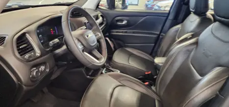 JEEP Renegade 1.3 16V 4P FLEX T270 LONGITUDE TURBO AUTOMÁTICO, Foto 8 JEEP Renegade 1.3 16V 4P FLEX T270 LONGITUDE TURBO AUTOMÁTICO, Foto 8