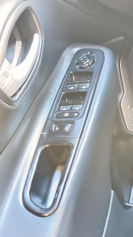 JEEP Renegade 1.3 16V 4P FLEX T270 LONGITUDE TURBO AUTOM�TICO, Foto 17