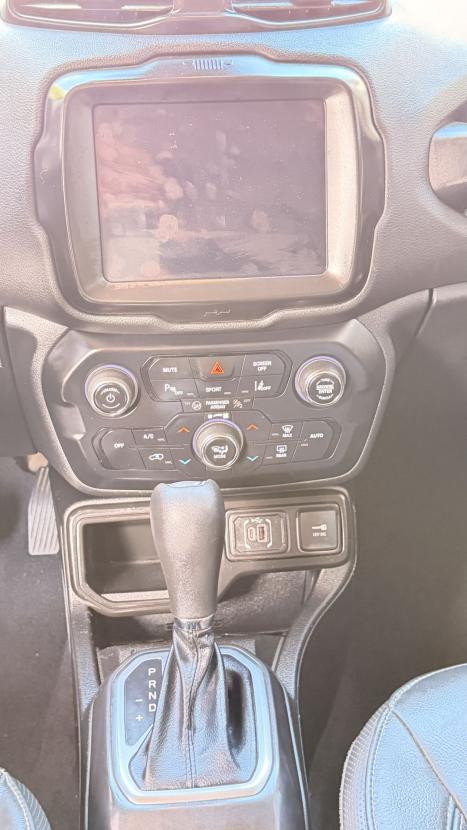 JEEP Renegade 1.3 16V 4P FLEX T270 LONGITUDE TURBO AUTOM�TICO, Foto 20