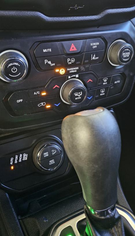 JEEP Renegade 1.3 16V 4P FLEX T270 S 4X4 TURBO AUTOM�TICO, Foto 16