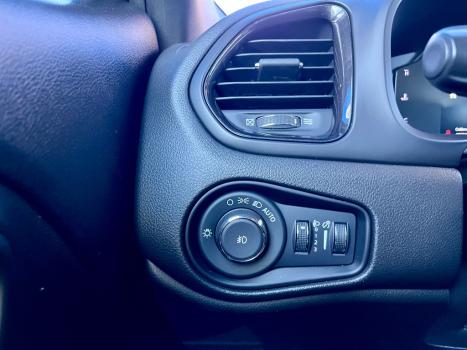 JEEP Renegade 1.3 16V 4P FLEX T270 S 4X4 TURBO AUTOM�TICO, Foto 28