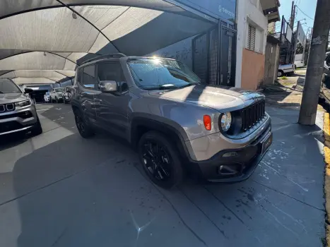 JEEP Renegade 1.8 16V 4P FLEX NIGTH EAGLE AUTOMÁTICO, Foto 3 JEEP Renegade 1.8 16V 4P FLEX NIGTH EAGLE AUTOMÁTICO, Foto 3