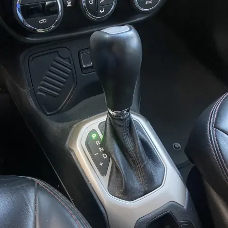 JEEP Renegade 1.8 16V 4P FLEX LONGITUDE AUTOMTICO, Foto 9