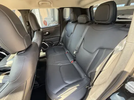 JEEP Renegade 1.8 16V 4P FLEX LONGITUDE AUTOMÁTICO, Foto 11 JEEP Renegade 1.8 16V 4P FLEX LONGITUDE AUTOMÁTICO, Foto 11