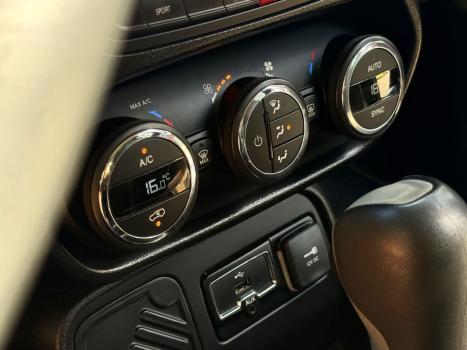 JEEP Renegade 1.8 16V 4P LIMITED FLEX AUTOM�TICO, Foto 14