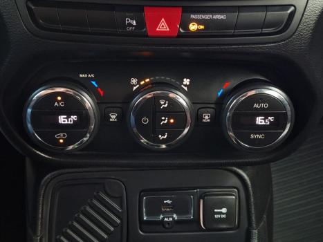 JEEP Renegade 1.8 16V 4P FLEX LONGITUDE AUTOM�TICO, Foto 12
