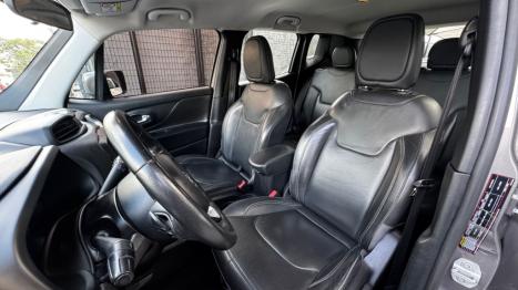 JEEP Renegade 1.8 16V 4P FLEX LONGITUDE AUTOM�TICO, Foto 11
