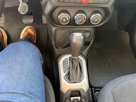 JEEP Renegade 1.8 16V 4P FLEX AUTOM�TICO, Foto 19