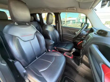 JEEP Renegade 2.0 16V 4P TURBO DIESEL TRAILHAWK 4X4 AUTOMTICO, Foto 12