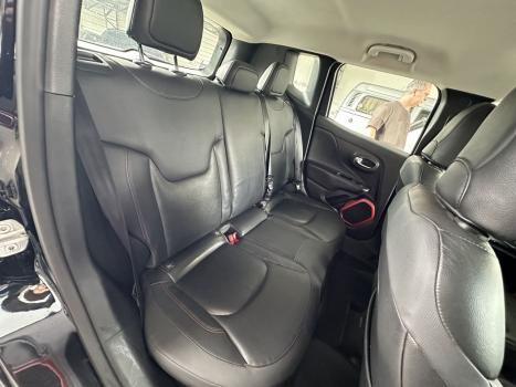 JEEP Renegade 2.0 16V 4P TURBO DIESEL TRAILHAWK 4X4 AUTOMÁTICO, Foto 4 JEEP Renegade 2.0 16V 4P TURBO DIESEL TRAILHAWK 4X4 AUTOMÁTICO, Foto 4