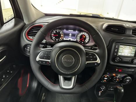 JEEP Renegade 2.0 16V 4P TURBO DIESEL TRAILHAWK 4X4 AUTOMÁTICO, Foto 12 JEEP Renegade 2.0 16V 4P TURBO DIESEL TRAILHAWK 4X4 AUTOMÁTICO, Foto 12