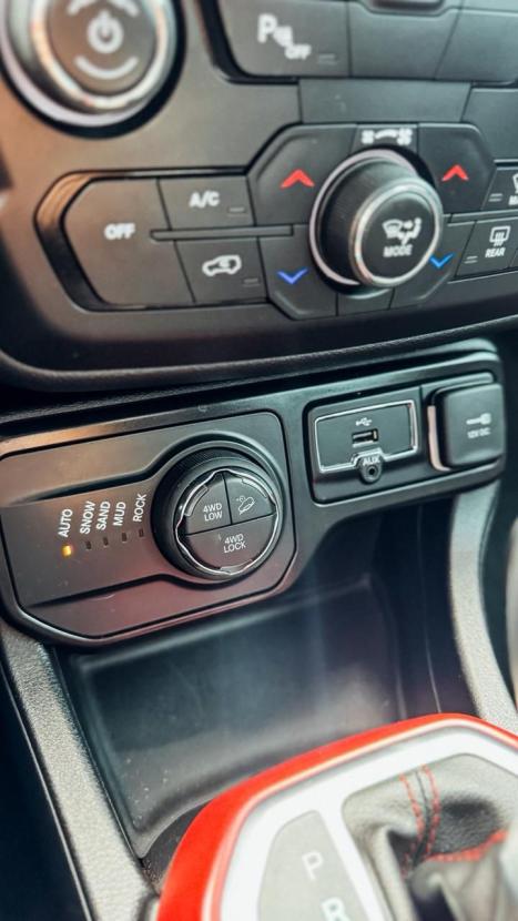 JEEP Renegade 2.0 16V 4P TURBO DIESEL TRAILHAWK 4X4 AUTOM�TICO, Foto 10