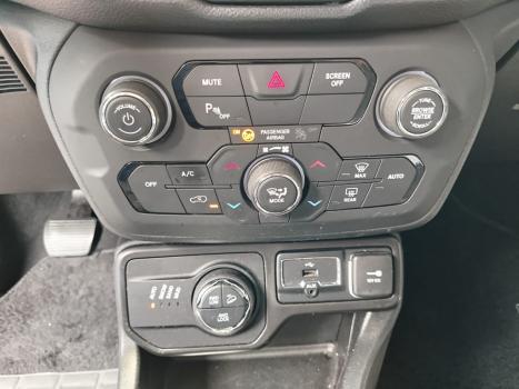 JEEP Renegade 2.0 16V 4P TURBO DIESEL LONGITUDE 4X4 AUTOM�TICO, Foto 10