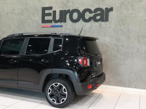 JEEP Renegade 2.0 16V 4P TURBO DIESEL TRAILHAWK 4X4 AUTOM�TICO, Foto 7