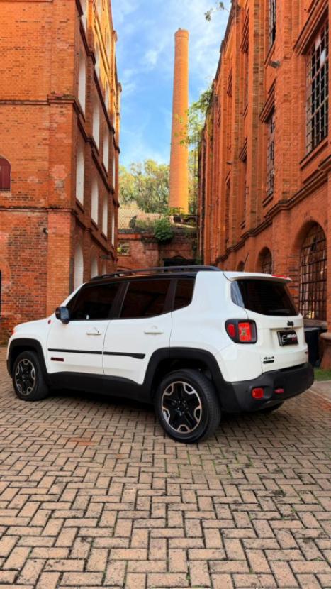 JEEP Renegade 2.0 16V 4P TURBO DIESEL TRAILHAWK 4X4 AUTOM�TICO, Foto 4