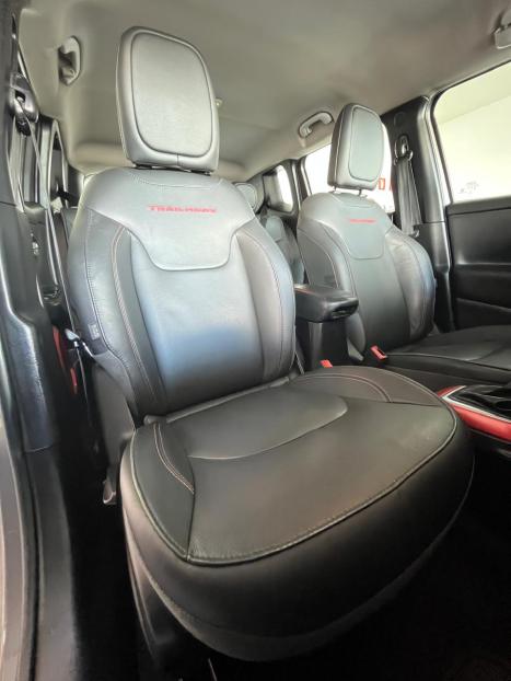JEEP Renegade 2.0 16V 4P TURBO DIESEL TRAILHAWK 4X4 AUTOM�TICO, Foto 19