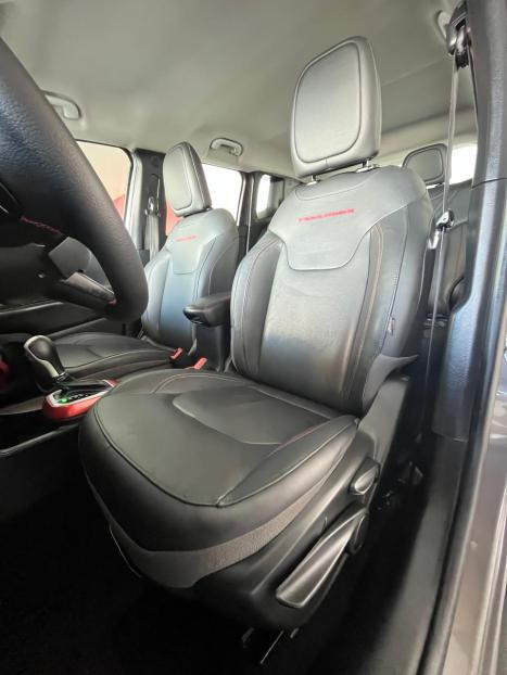 JEEP Renegade 2.0 16V 4P TURBO DIESEL TRAILHAWK 4X4 AUTOM�TICO, Foto 20
