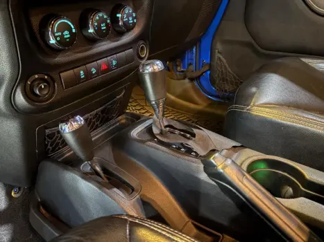 JEEP Wrangler 3.6 V6 4P UNLIMITED SPORT 4X4 AUTOM�TICO, Foto 19