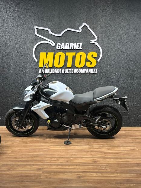 KAWASAKI ER-6N 650 , Foto 2