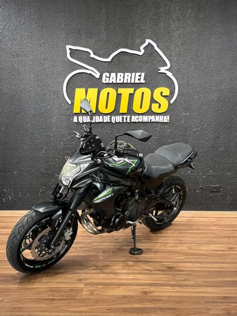 KAWASAKI ER-6N 650 , Foto 4