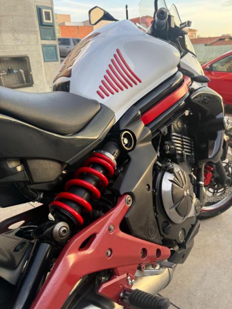 KAWASAKI ER-6N 650 ABS, Foto 7