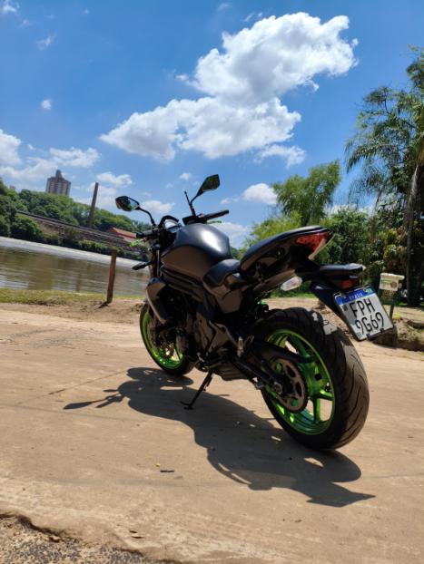 KAWASAKI ER-6N 650 ABS, Foto 6