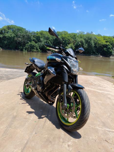KAWASAKI ER-6N 650 ABS, Foto 2