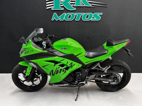 KAWASAKI Ninja 300 ABS, Foto 4