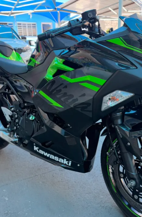 KAWASAKI Ninja 400 , Foto 10 KAWASAKI Ninja 400 , Foto 10