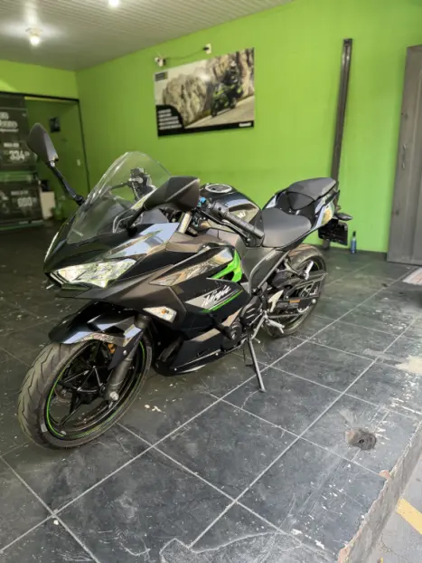 KAWASAKI Ninja 400 , Foto 2 KAWASAKI Ninja 400 , Foto 2